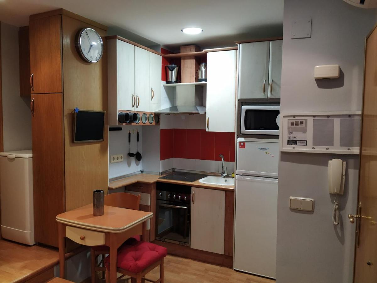 Apartamentos Deluxe Barajas Madrid Ngoại thất bức ảnh