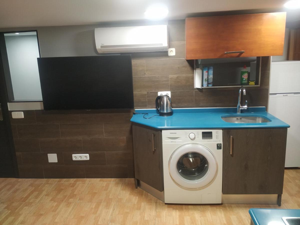 Apartamentos Deluxe Barajas Madrid Ngoại thất bức ảnh