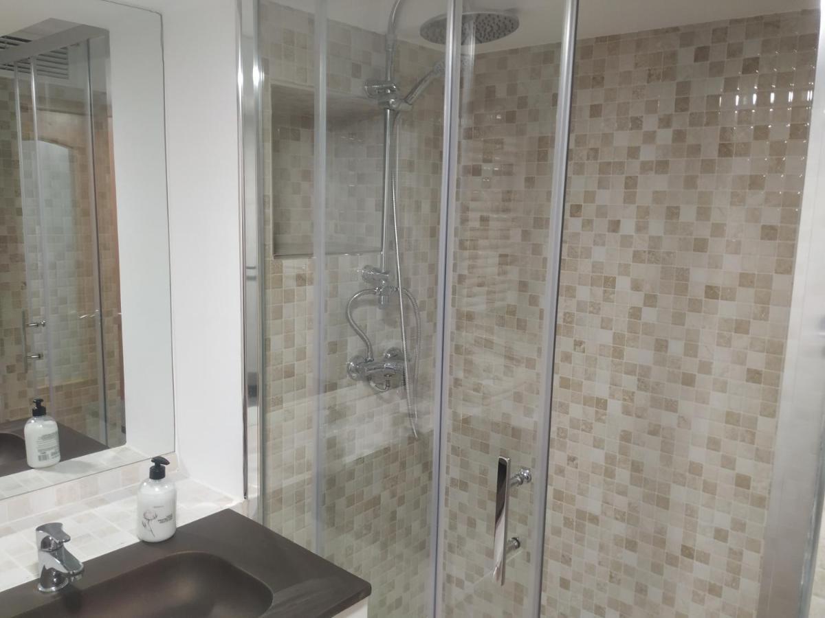 Apartamentos Deluxe Barajas Madrid Ngoại thất bức ảnh