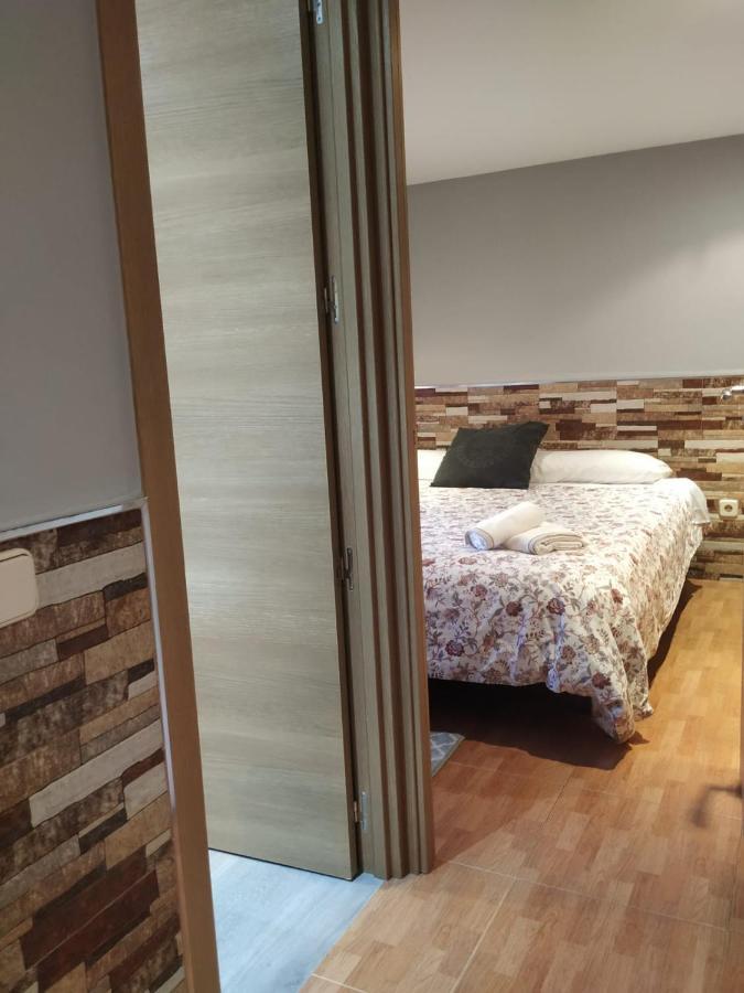 Apartamentos Deluxe Barajas Madrid Ngoại thất bức ảnh