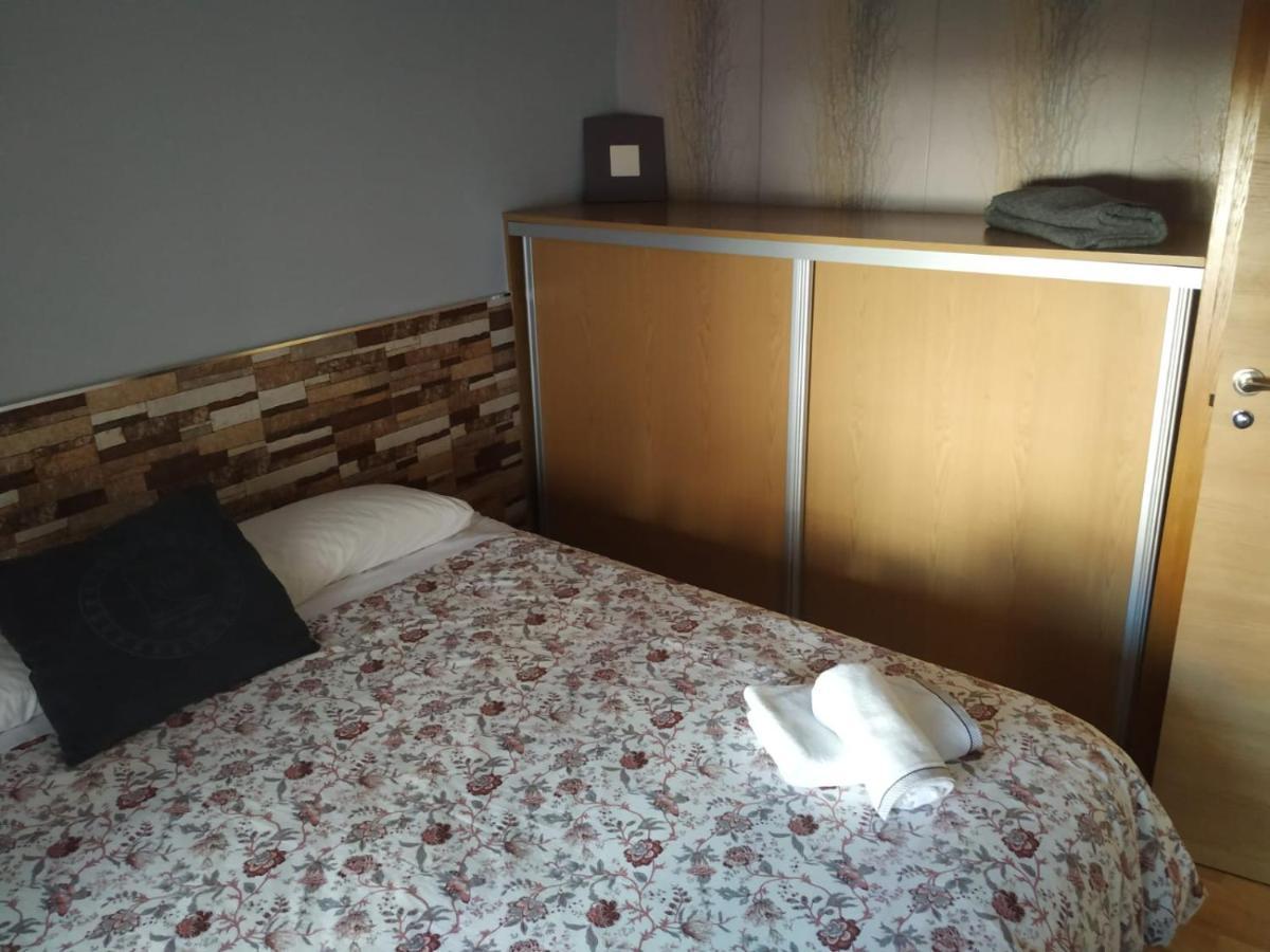 Apartamentos Deluxe Barajas Madrid Ngoại thất bức ảnh