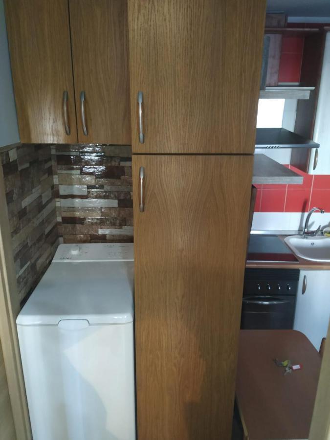 Apartamentos Deluxe Barajas Madrid Ngoại thất bức ảnh