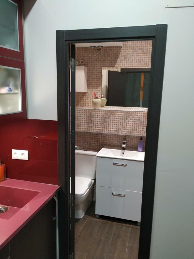 Apartamentos Deluxe Barajas Madrid Ngoại thất bức ảnh